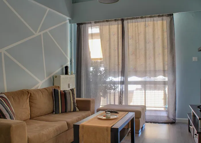 Modern Cozy Apartment In Downtown Athens